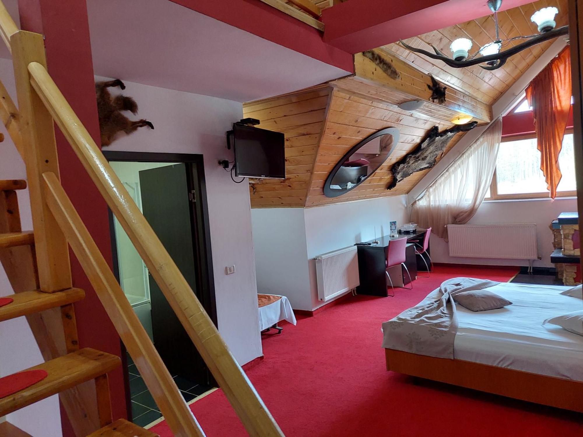 Pension Chalet Poiana Marului Ranch Extérieur photo