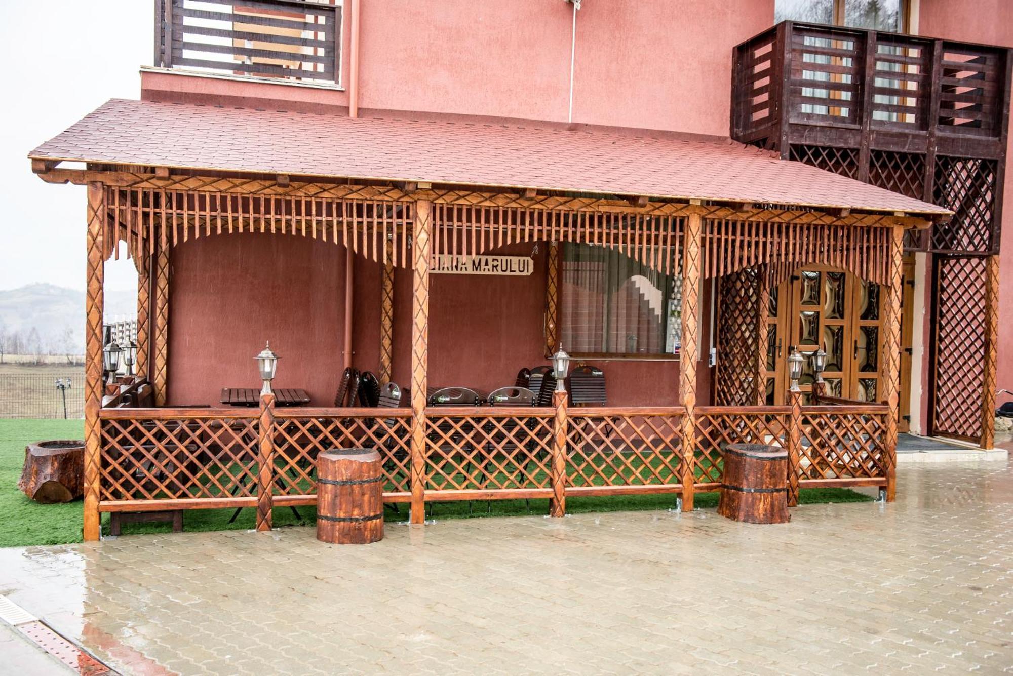 Pension Chalet Poiana Marului Ranch Extérieur photo